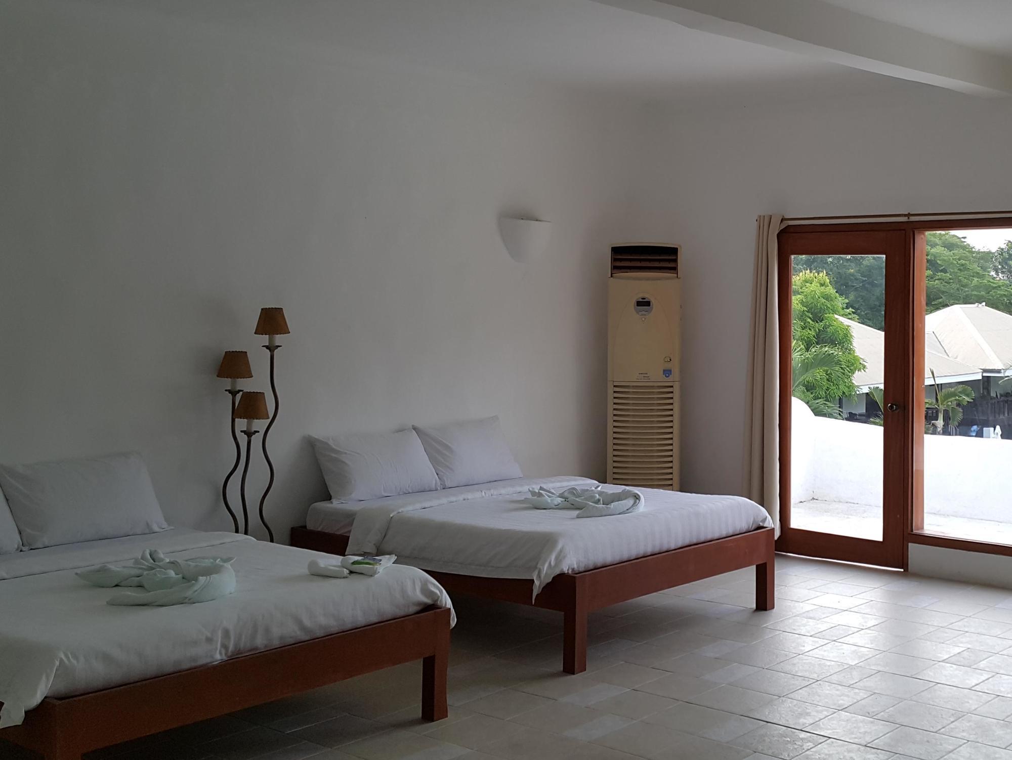 Blue Hotel And Resort Calamba  Exterior foto